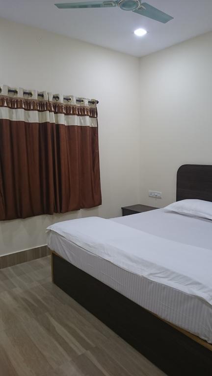 Hotel O Raaj Residency Madrás Habitación foto