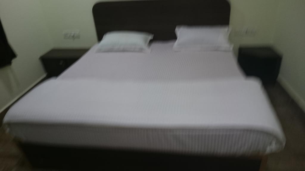 Hotel O Raaj Residency Madrás Habitación foto